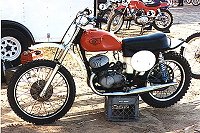 Lanny's 250 Twin Pipe